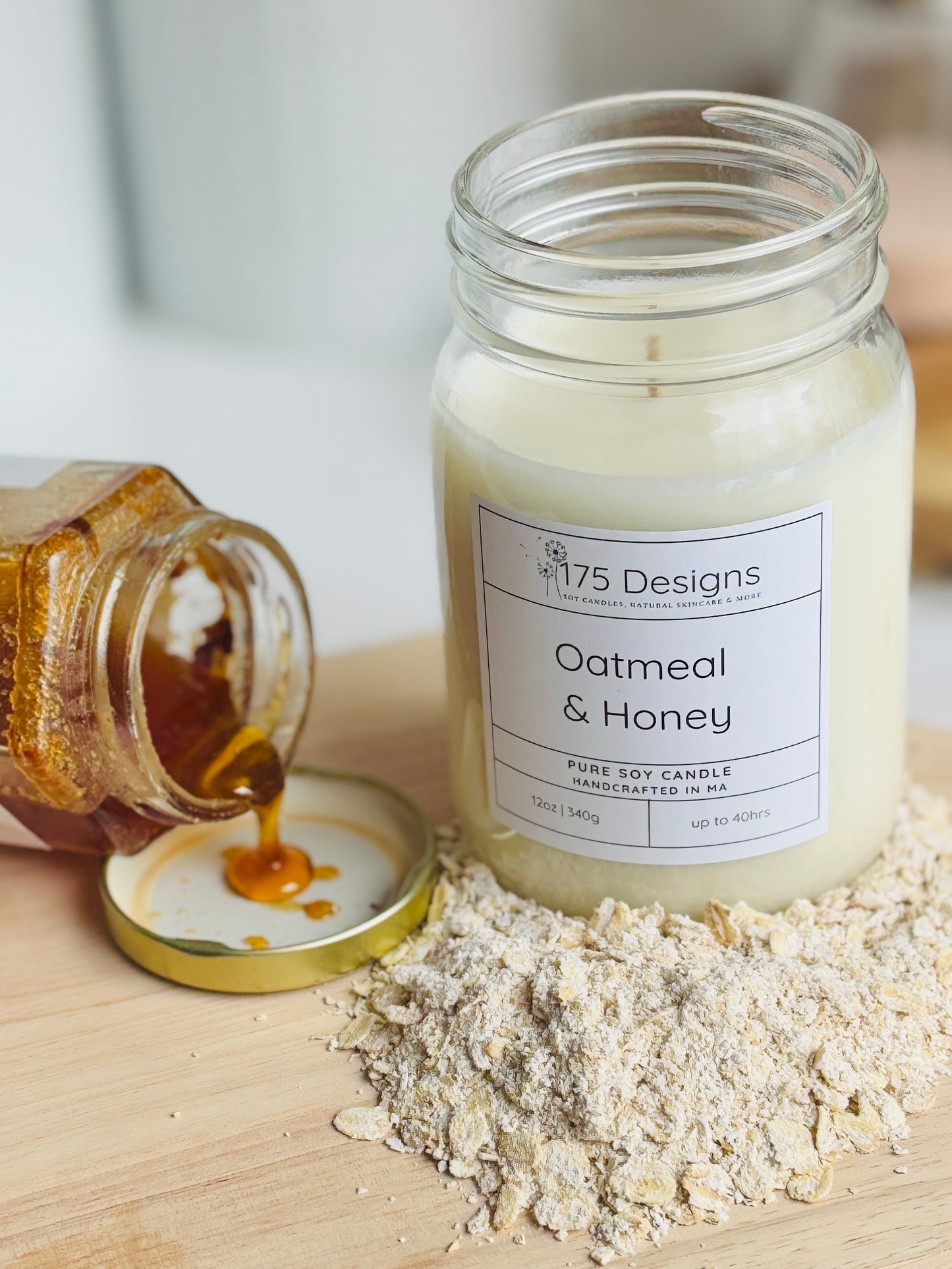 Hand-Poured Soy Candle | Oatmeal & Honey
