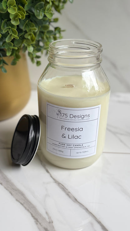Hand-Poured Soy Candle | Freesia & Lilac