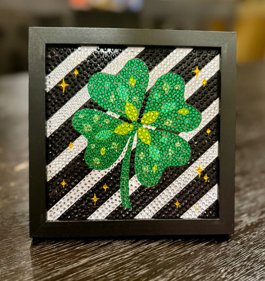Diamond Art | Framed Shamrock